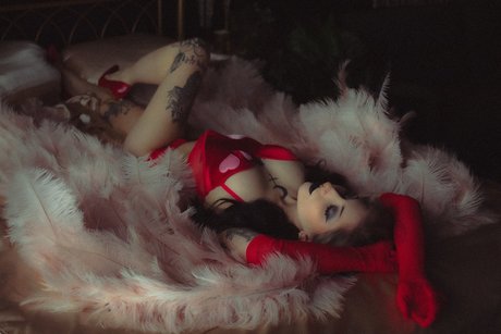 Quinngothgf セクシーなスター 画像