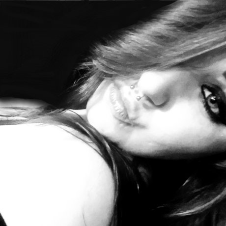 Queen Rogue ポルノスター 可愛い 写真