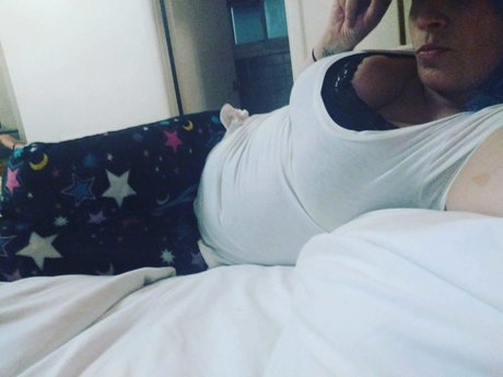 スマイルオンリーファンズ 美しいヌード 写真