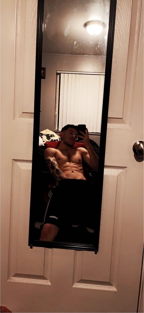 Donny Thrills セクシーなスター 写真