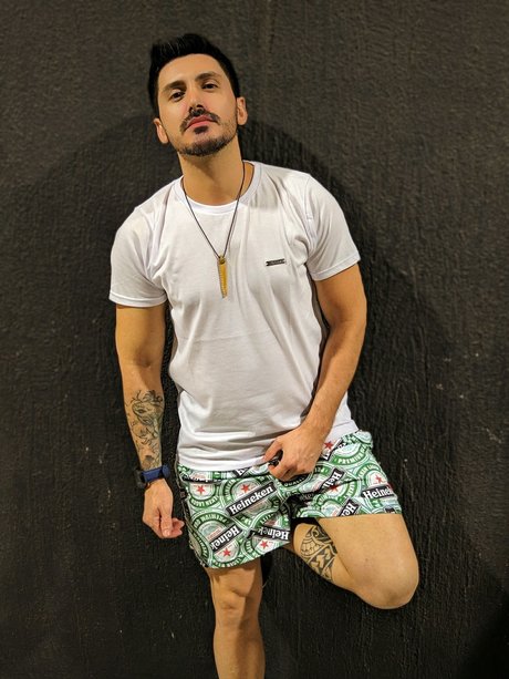 Rael_ アートポルノスター 写真