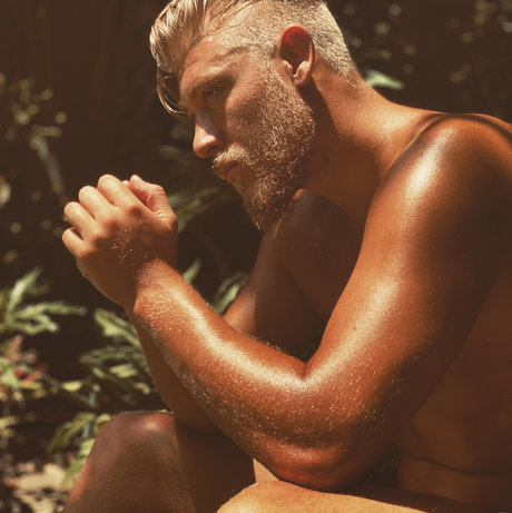 Jaxson Wolfe ポルノスター アーカイブ