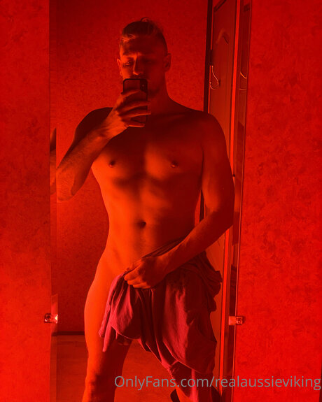 Jaxson Wolfe ホットスター 写真