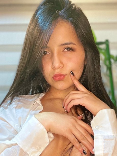 Raychell Black VIP_ 高品質のポルノスター アーカイブ