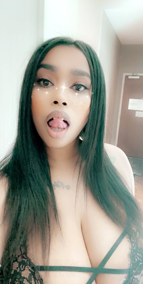 RAVIN PLAYS free xxxポルノスター 写真