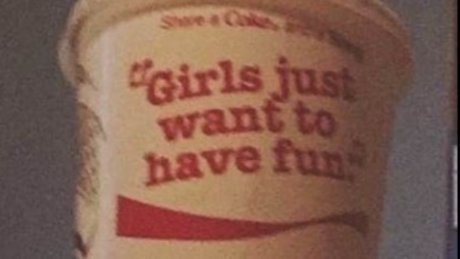 raquel eden ホットなスター 画像