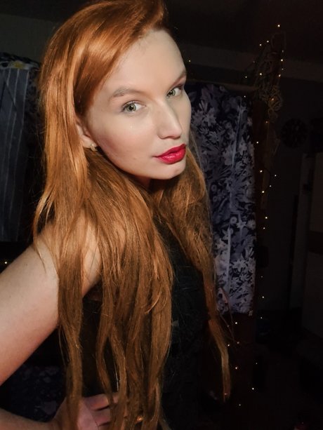 Rebecca Flame VIP アダルトスター アーカイブ