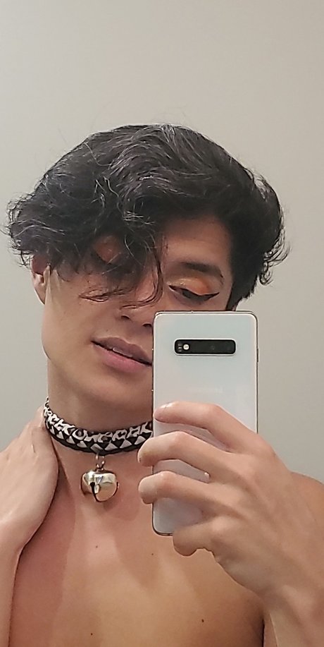 Riku ポルノモデル 写真