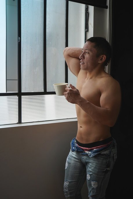 ヒップオンリーファン ホットセックス 写真