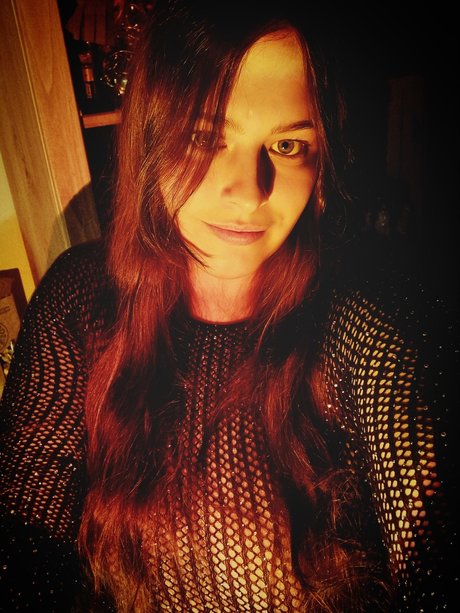 Roxxie Taylor アートスター 写真