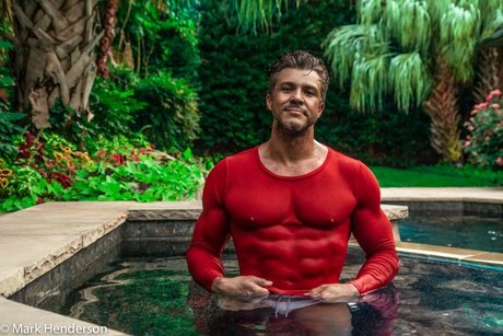 Ironaddict unleashed セクシーなスター 写真