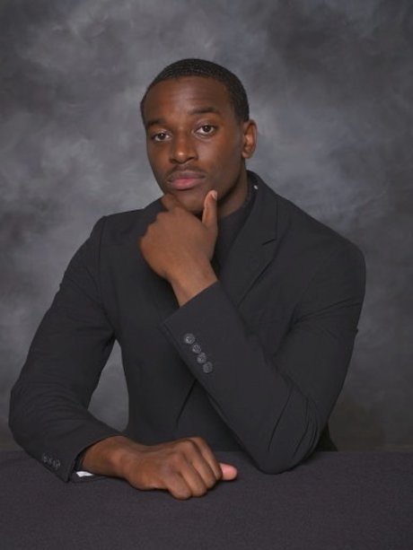 Samuel Ingram ヌードモデル 画像