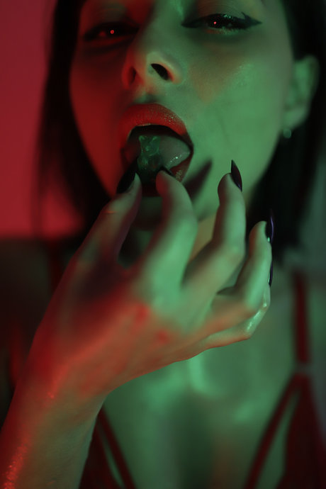 Sami Gomita ポルノモデル 写真