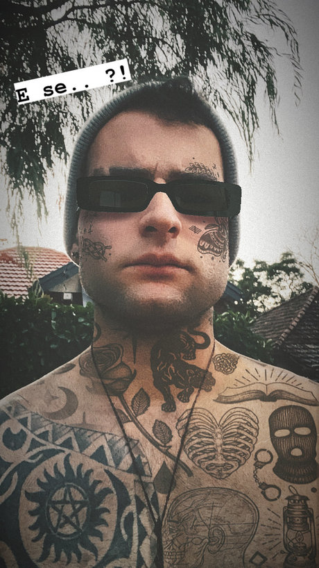 Sabadini エロティックモデル ギャラリー