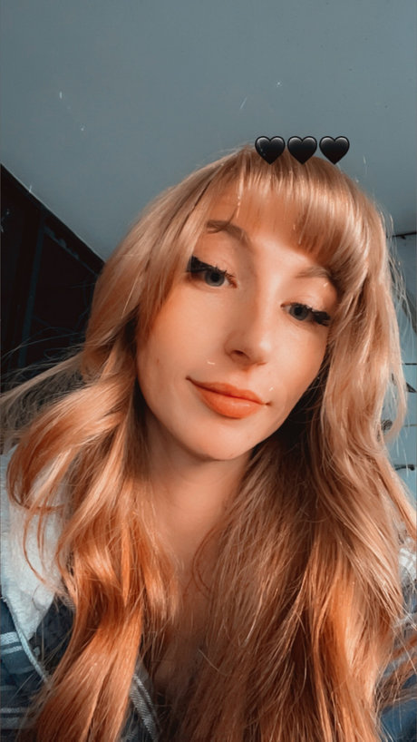 Rylee Binx かわいいポルノスター 写真