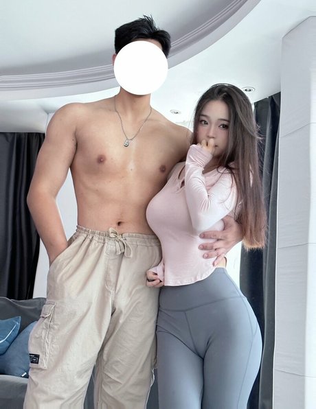 ゴス3P OnlyFans xxx 画像