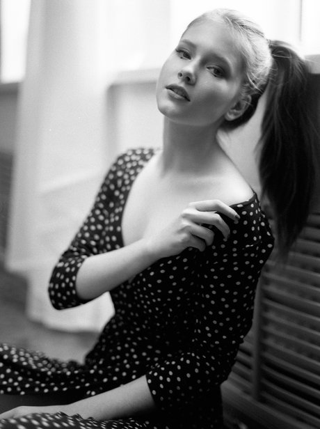 Katya Sitak アダルトモデル アーカイブ