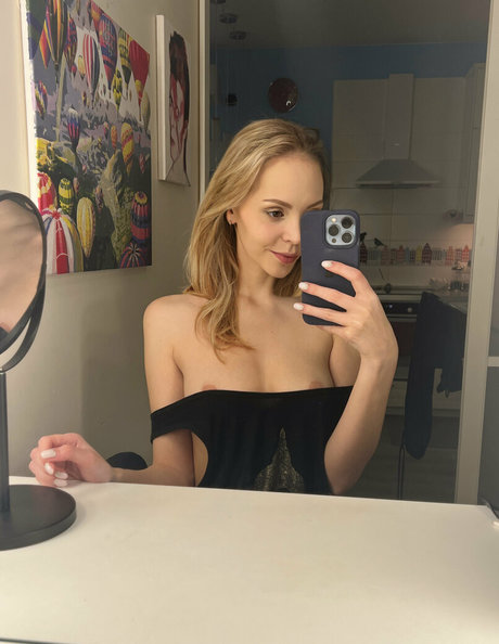 英国のティーンオンリーファン ホットセクシー ギャラリー