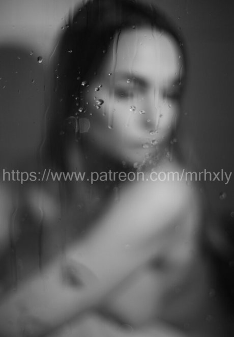 Lara Arluni 高品質モデル 写真