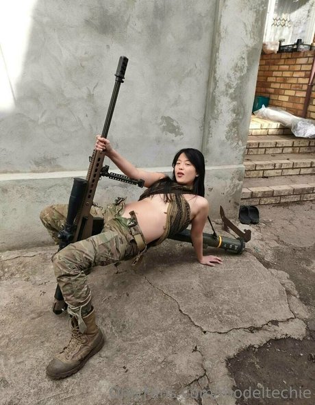 modeltechie 裸モデル 写真