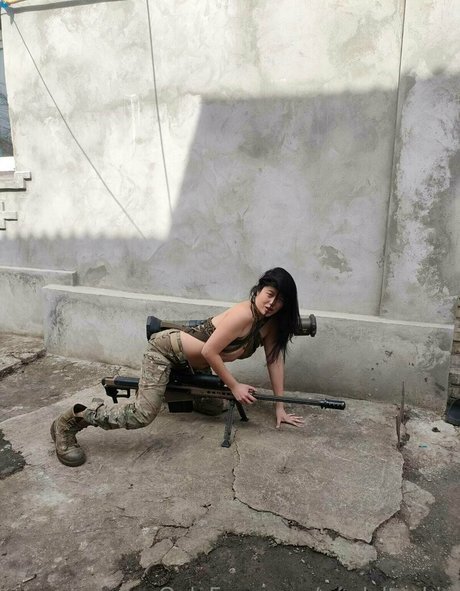 modeltechie ポルノスター ヌード アーカイブ