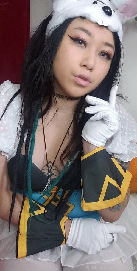 waifoodd ヌード女優 写真