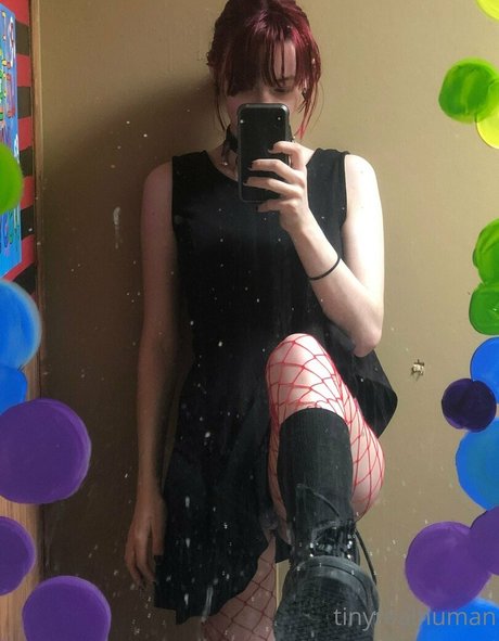 tinyrealmoth 最高のモデル 写真