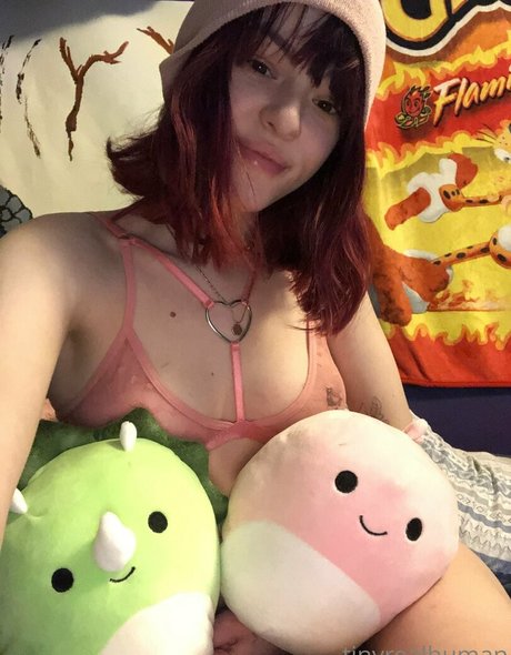 tinyrealmoth ヌードモデル 写真