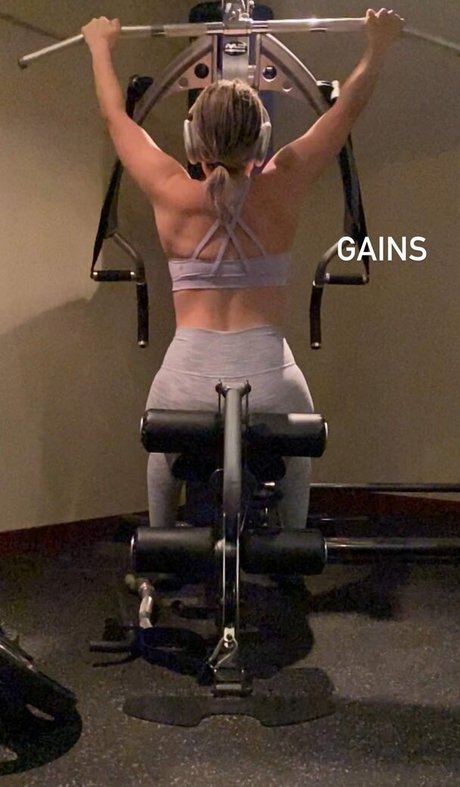 フェイシャルオンリーファンズ えろ ギャラリー