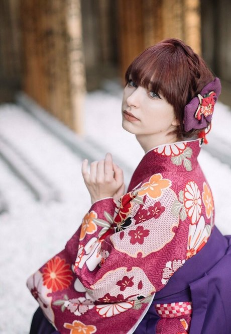 日本の女子高生OnlyFans 無料 画像