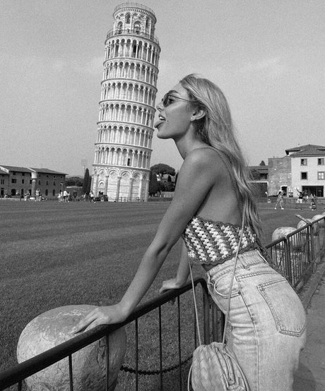 Omer Nudelman アダルト女優 写真