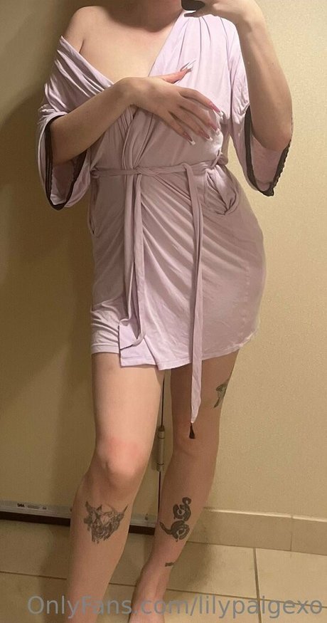 lilypaigexo セックスポルノスター ギャラリー