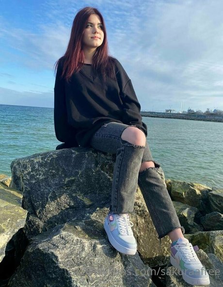 熟女のおまんこオンリーファンズ えろ 写真