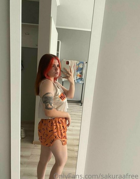 sakuraafree モデル 写真