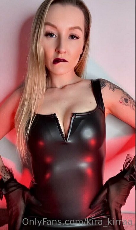 kira kirraa セックススター 写真