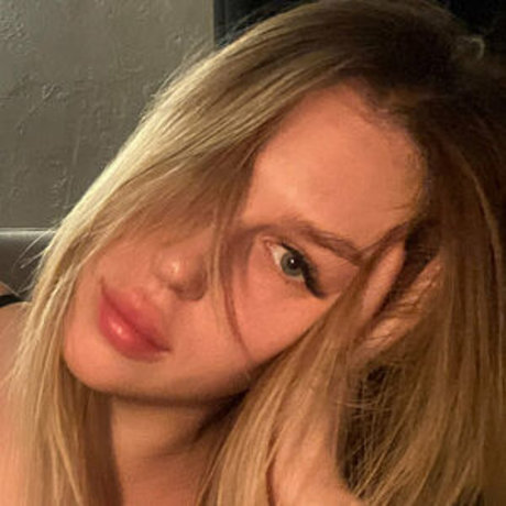 ティーントランスオンリーファン ポルノ 画像