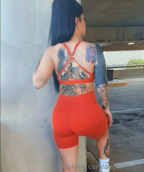 垂れ下がった熟女OnlyFans 美しい 画像