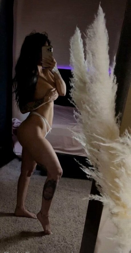 アナルトランスOnlyFans ヌード 写真