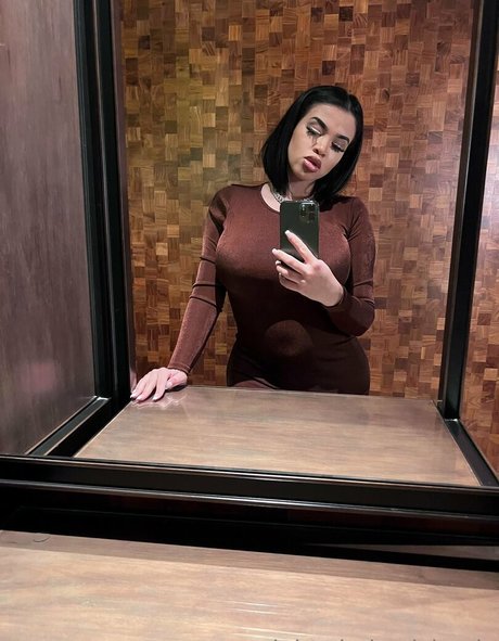 19歳のOnlyFans パーフェクト 画像