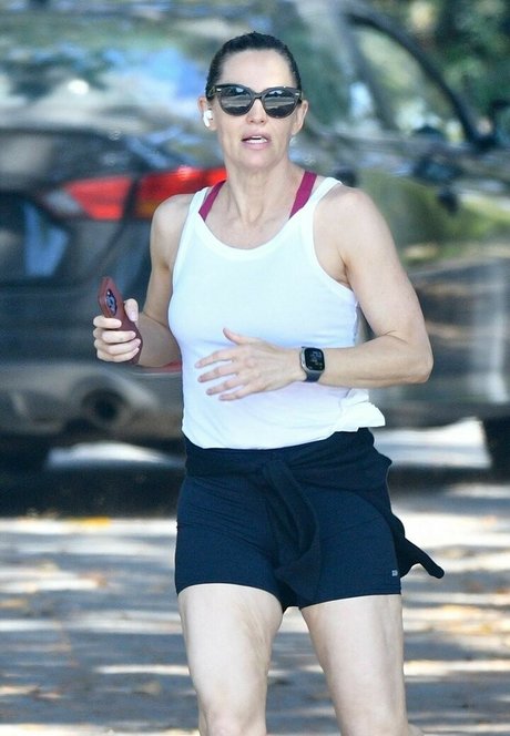 OnlyFansの普及 アダルト無料 写真