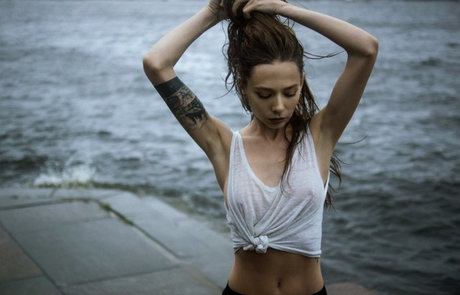 ティーン乱交OnlyFans ホット 写真