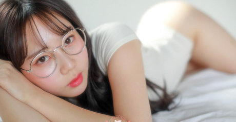 Myu A エロティックモデル 写真