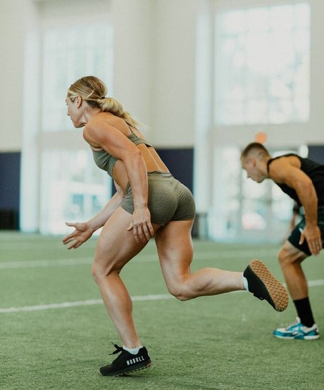 Brooke Wells セックスモデル ギャラリー