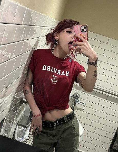 Kailee Morgue セックスポルノスター 写真