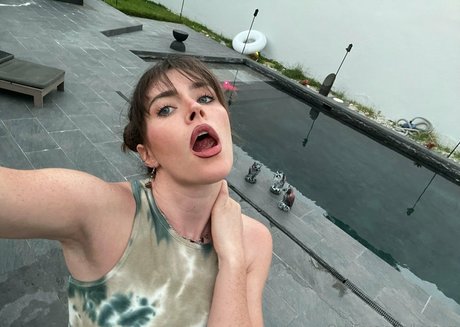 ティーンランジェリーOnlyFans ヌード 写真