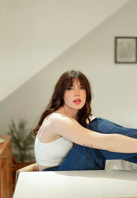 毛深い足のOnlyFans 無料ポルノ 写真