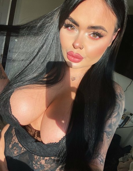 ヴィゴ・オンリーファンズ 可愛い ギャラリー