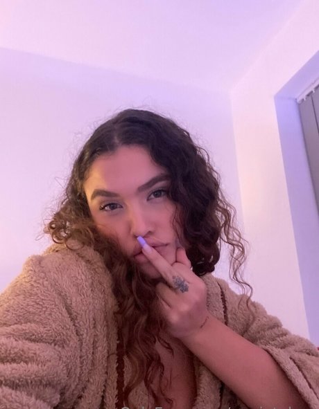 annietaboo アダルトスター ギャラリー