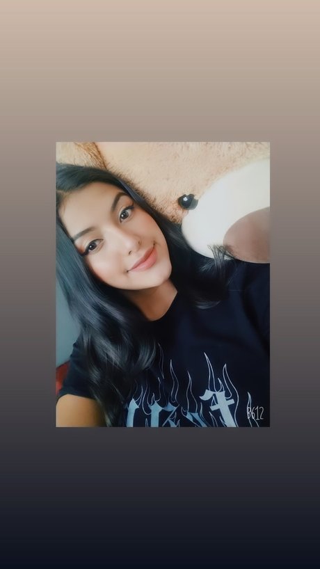 Sarah Arthur ポルノモデル 写真