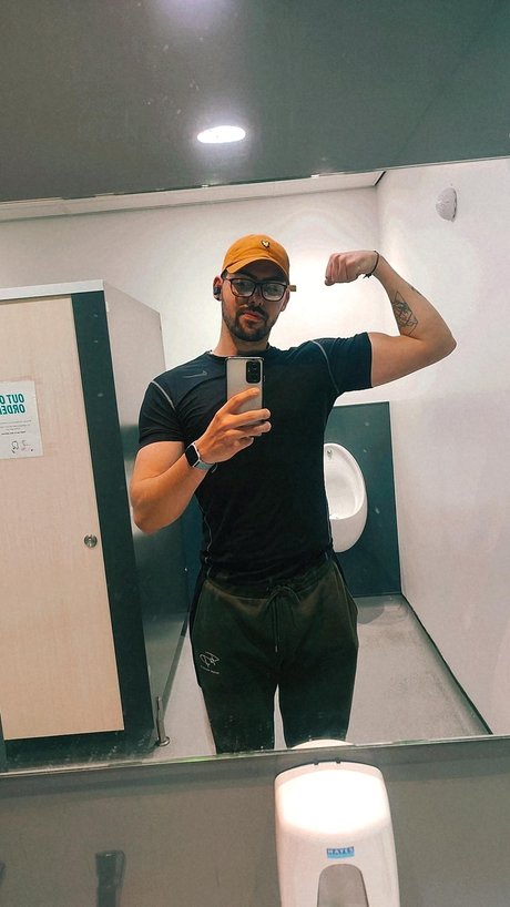 Latino Gold_ エロティックなスター 写真